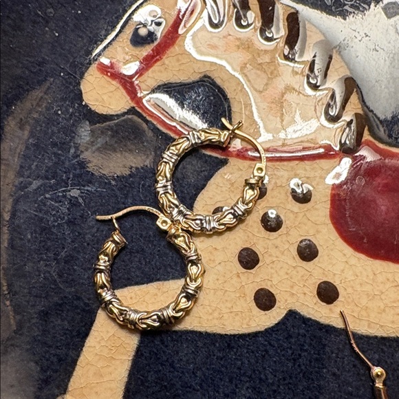 10k gold tricolor hoops Bundle (3) - Picture 3 of 6